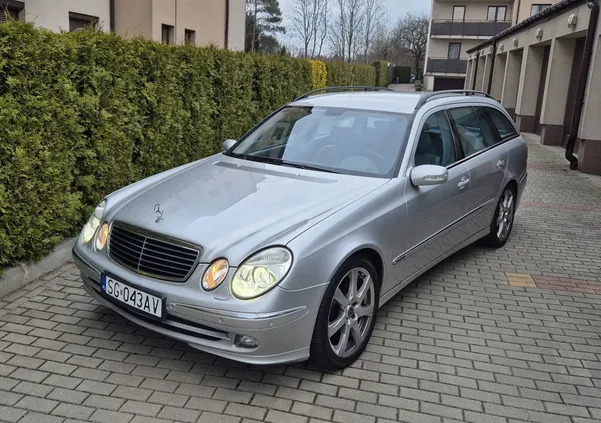 świętokrzyskie Mercedes-Benz Klasa E cena 15500 przebieg: 332000, rok produkcji 2004 z Gliwice